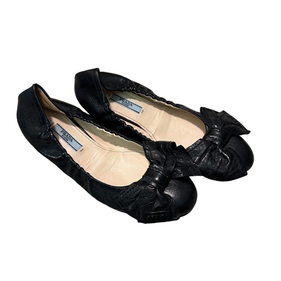 Prada - Pre-Loved Black Bow Leather Flats - Picture 1 of 3